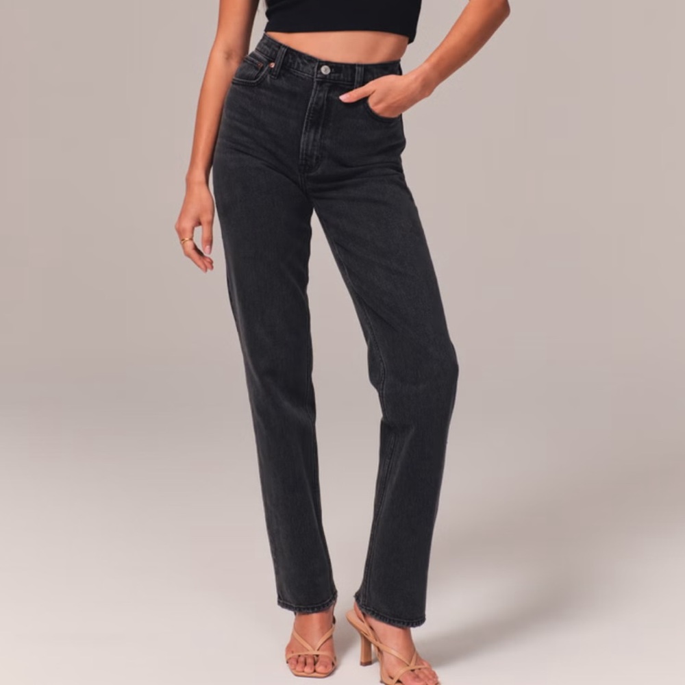 Abercrombie Ultra High Rise 90s Straight Jean